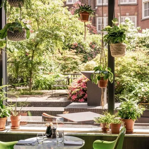 Oriole Garden Bistro