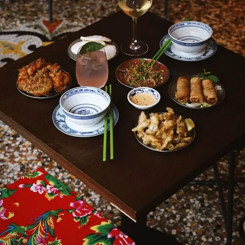 ÔNGBÀ