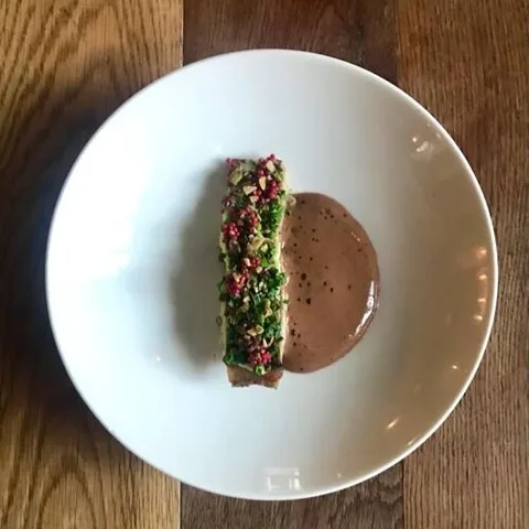 Restaurant ñ