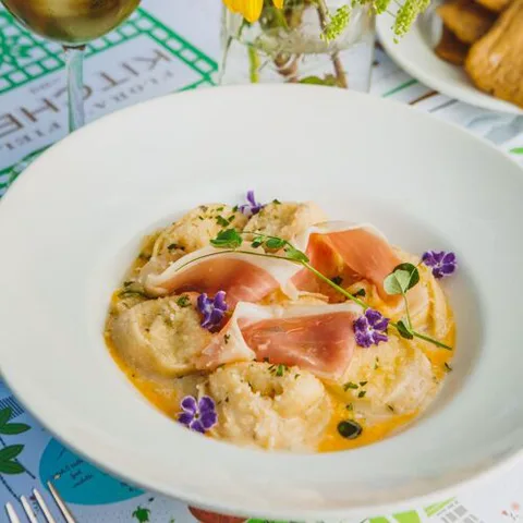 Flora's Field Kitchen