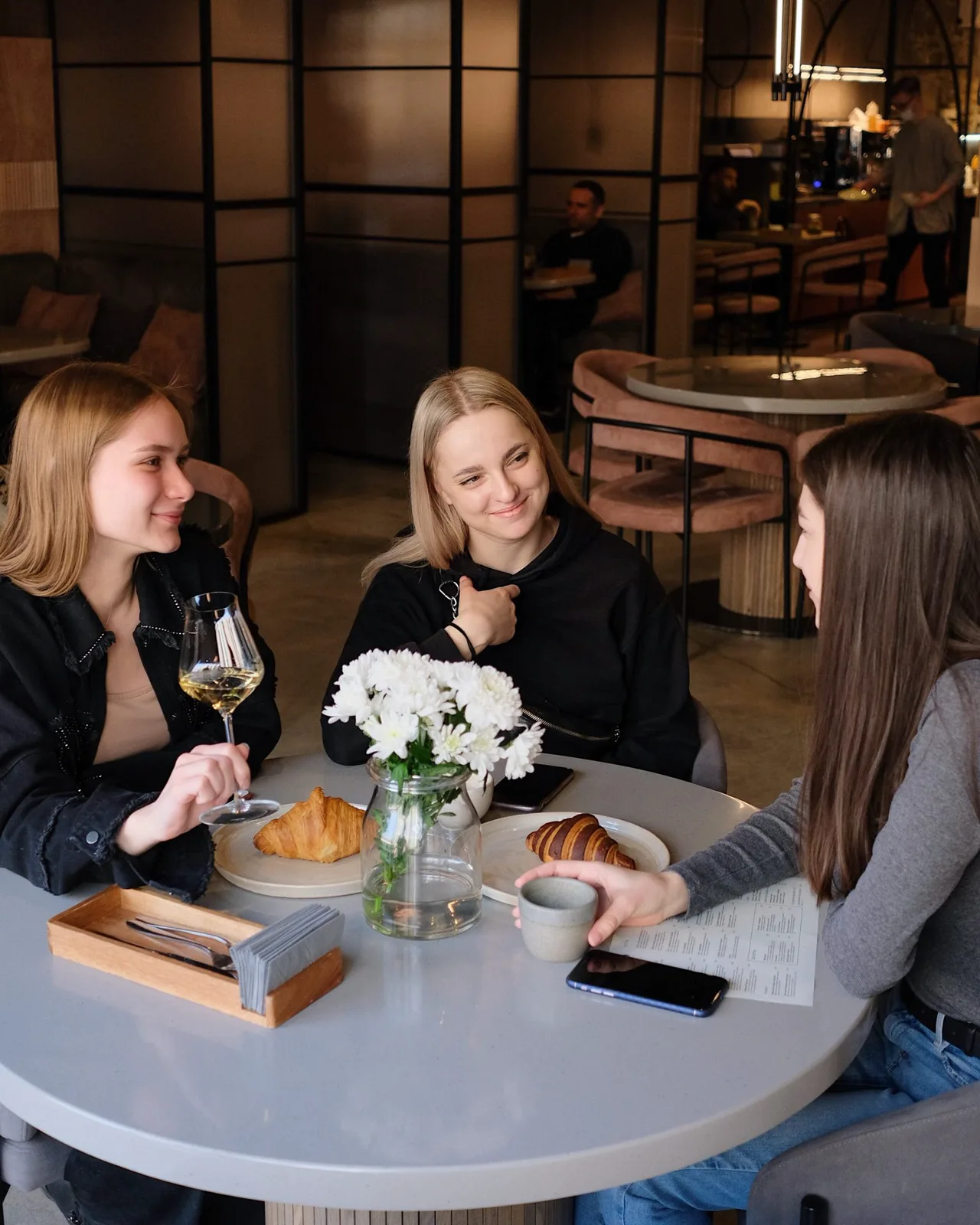 GUSTO gastrobar