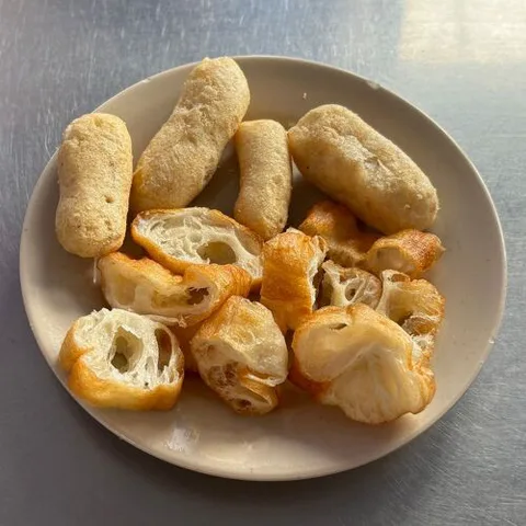 Bánh Canh Cua Bà Ba (eine vietnamesische Suppe)