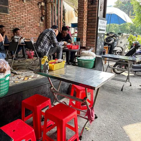 Bún Riêu Yến