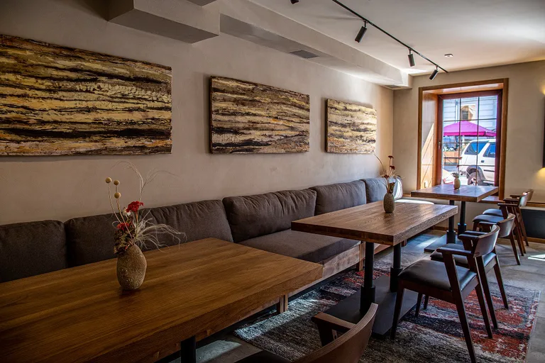 HIJI IZAKAYA-BAR