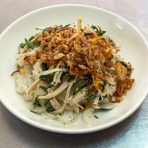 Bà Vui