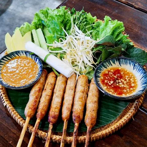 Ăn Thôi
