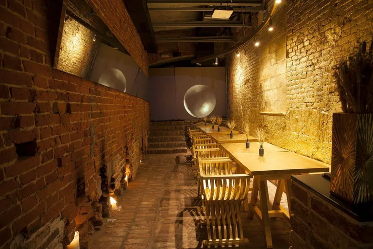Hydra Bar