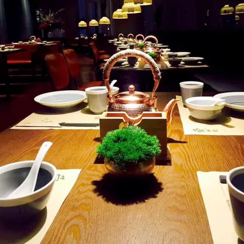 Rong Cuisine (Huangpu)