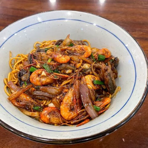 Little Pigtail Noodle Shop