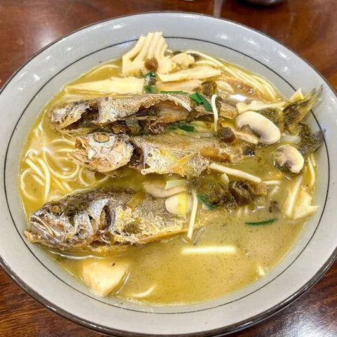Little Pigtail Noodle Shop