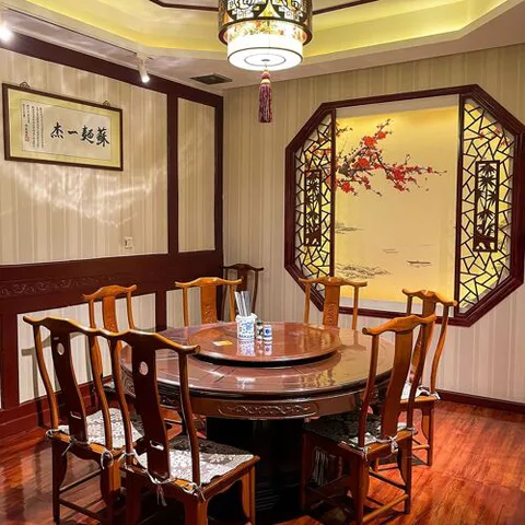 Tong De Xing (Jiayu Fang)
