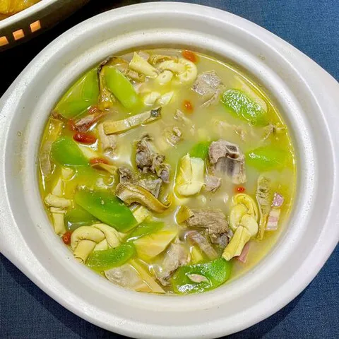 Yangzhou Yan · Qu Yuan