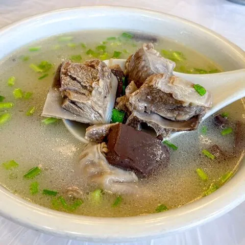 San Xing Yang Rou Guan