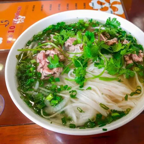 Phở 10 Lý Quốc Sư (Hoàn Kiếm)