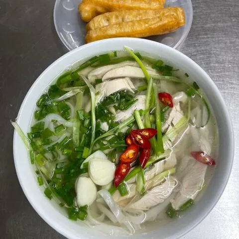 Phở Hà Hàng Hòm