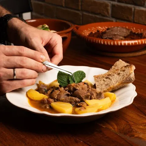 Taberna Sakra