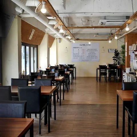 Buda Myeonoak