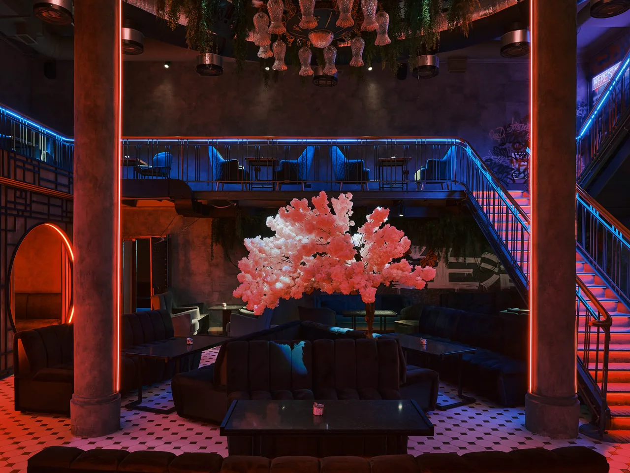 JohnCalliano Lounge