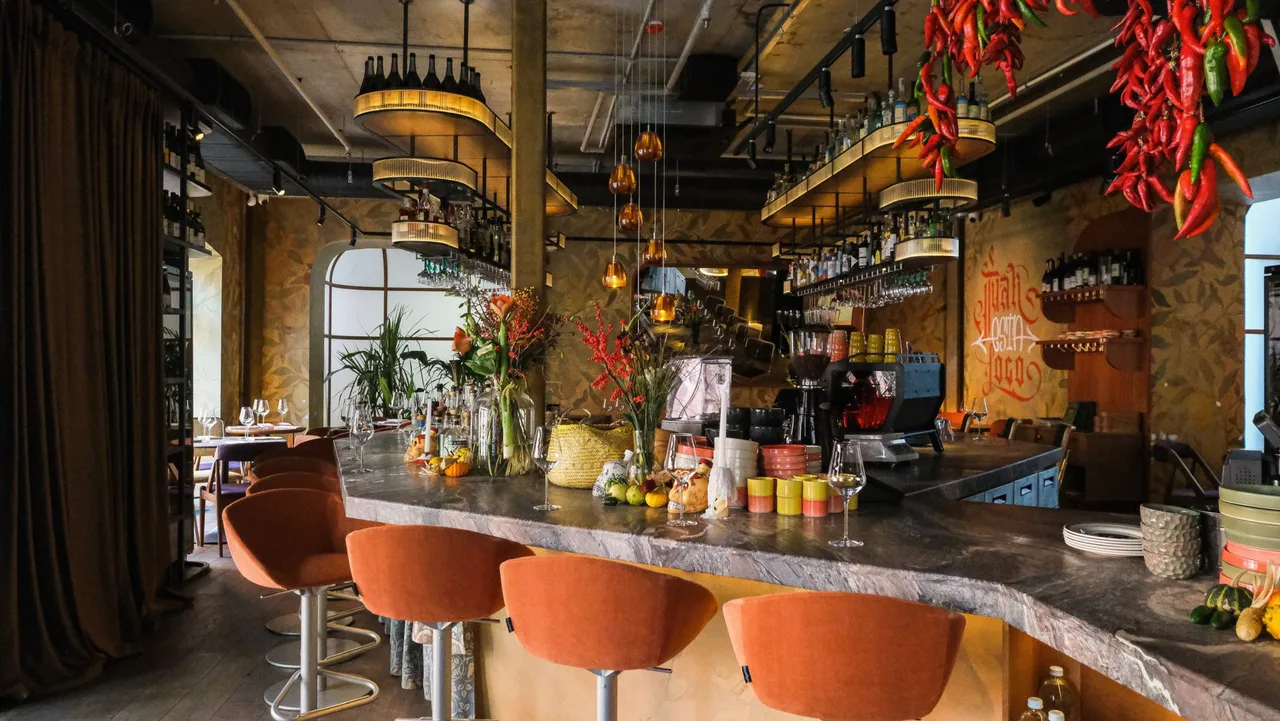 JUAN CANTINA ESPANOLA