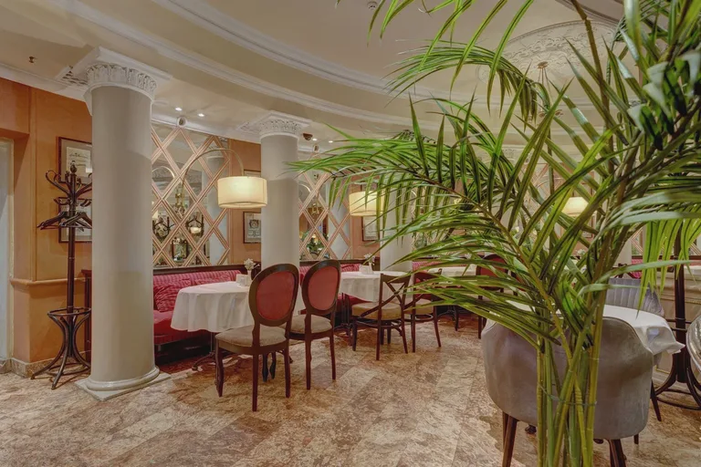 Cafe Chaikovsky