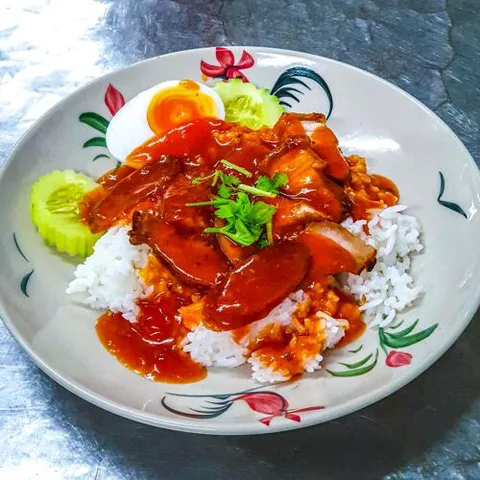 Bunloet (Pom Prap Sattru Phai)
