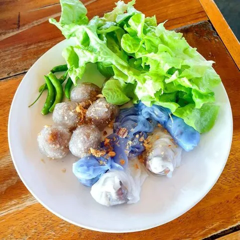 Khun Jaeng Guay Tiew Pak Mor Kao Wang