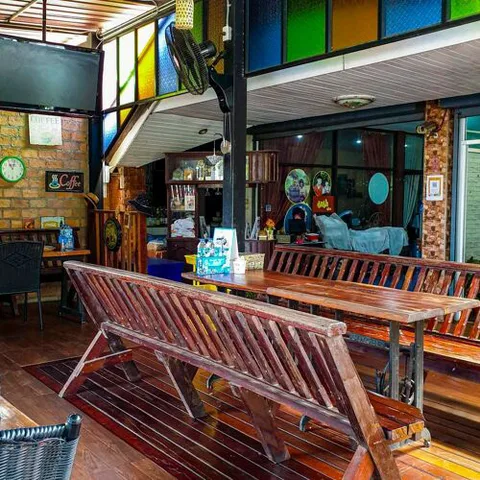 Tonfon Bistro