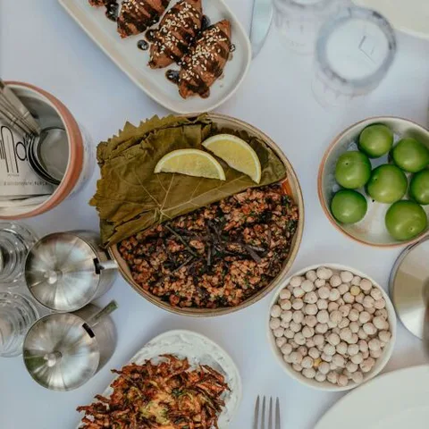 Aslında Meyhane