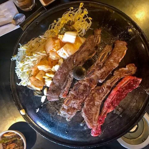 Tong Sam Gyup Goo Yi
