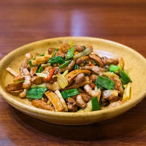 Nung Wei Hsiao Chu