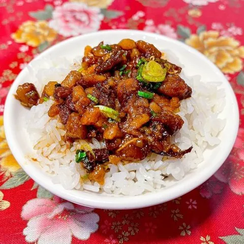 Fu Din Wang (Central)