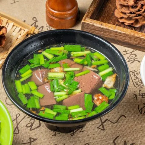 Yi Jia Zi
