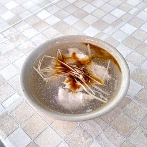 Yi Wei Pin