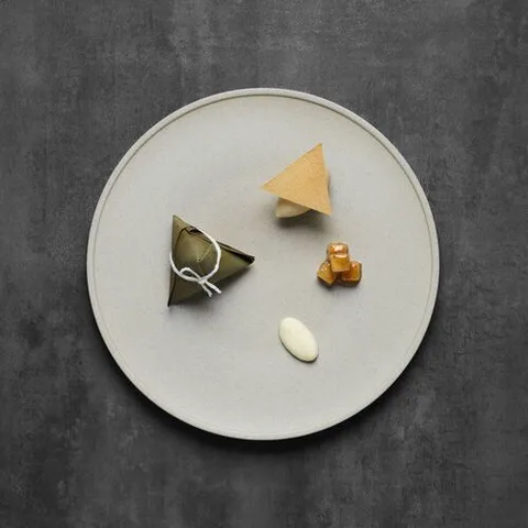 HUGH dessert dining