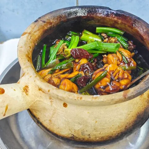 Eminent Frog Porridge & Seafood (Lor 19)