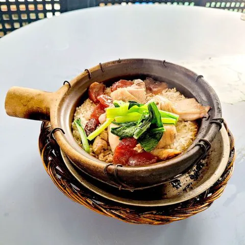 Lian He Ben Ji Claypot