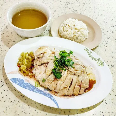 Tiong Bahru Hainanese Boneless Chicken Rice