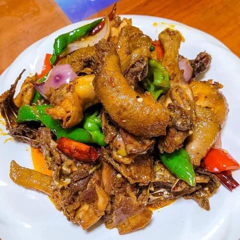 Sa Er Ta Dongxiang Shou Zhua