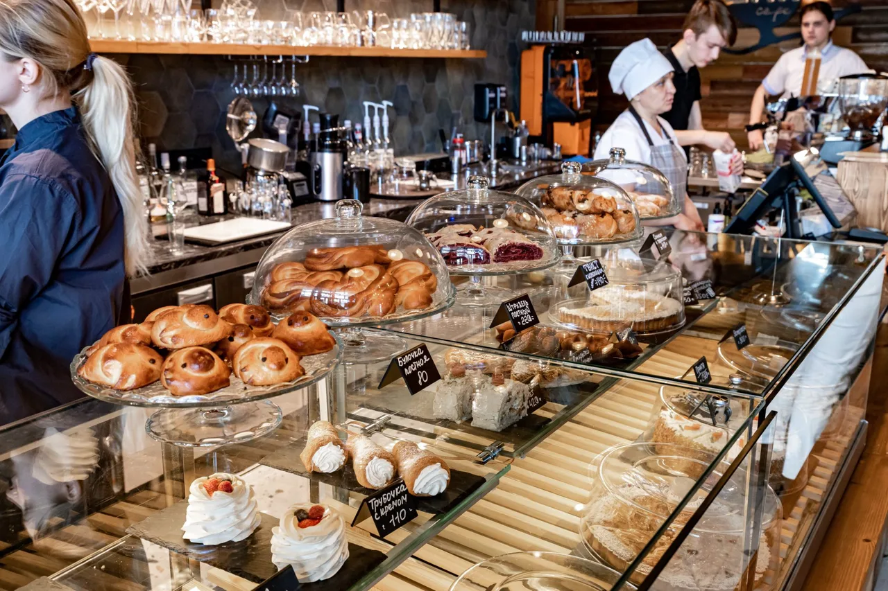 Lark Cafe