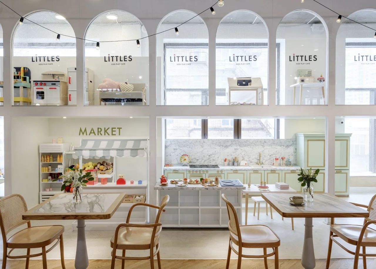 Littles Kids Play Cafe